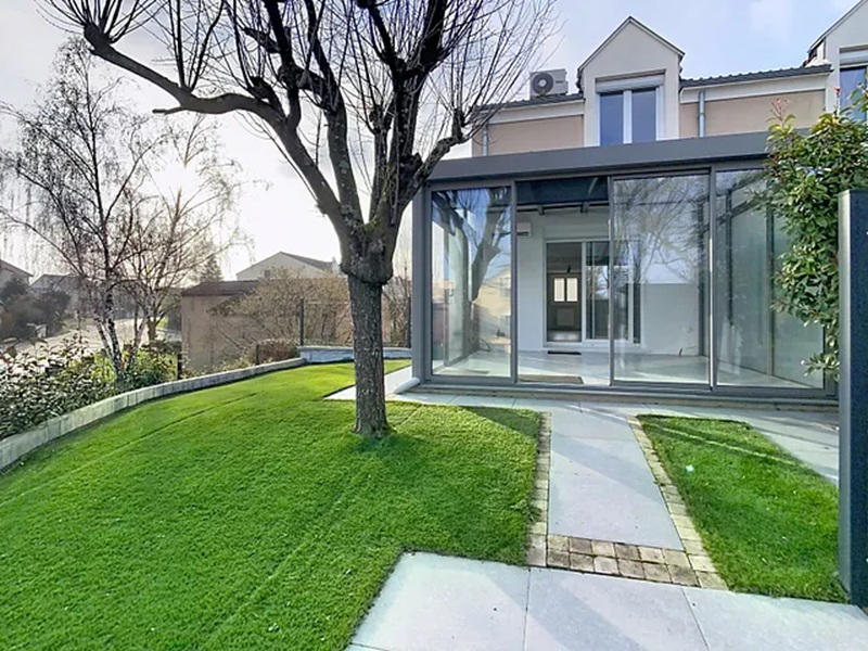 Maison - 145 m² - 7 pièces