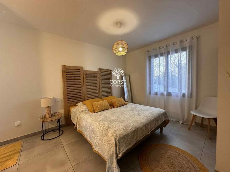 Villa - 95 m² - 4 pièces