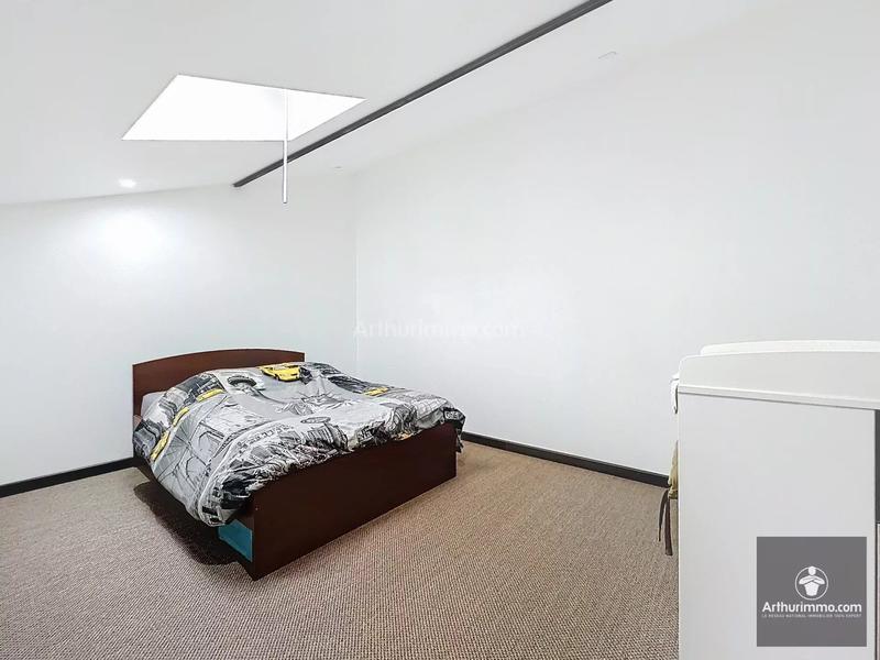 Maison - 195 m² - 6 pièces