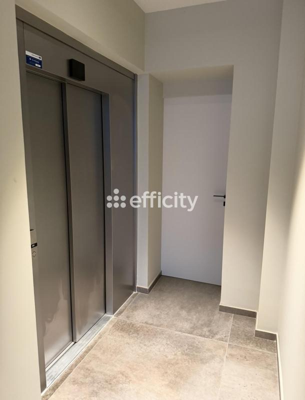 Immeuble - 500 m² - 12 pièces