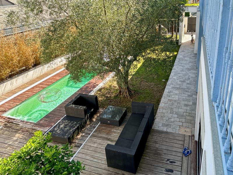 Maison de ville - 203 m² - 7 pièces