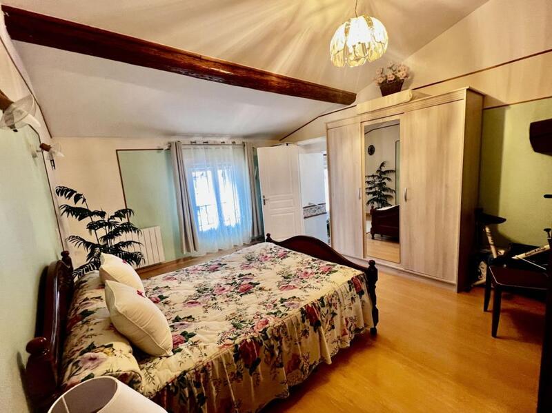 Maison de village - 84 m² - 4 pièces