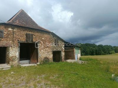 Corps de ferme - 203 m² - 5 pièces