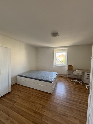 Appartement - 98 m² - 4 pièces