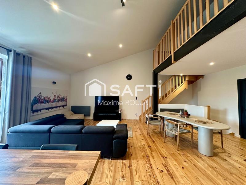 Maison - 244 m² - 6 pièces