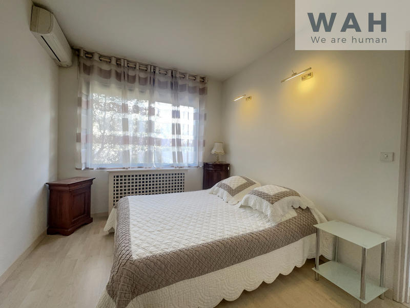 Villa - 220 m² - 5 pièces