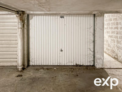 Parking / Garage - 14 m²