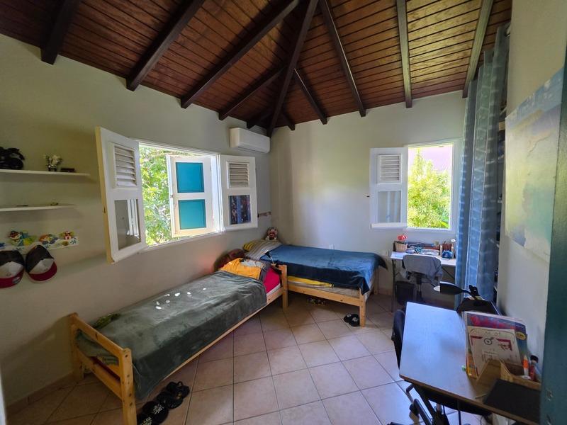 Maison d'architecte - 202 m² - 5 pièces