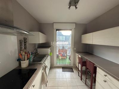 Appartement - 85 m² - 4 pièces