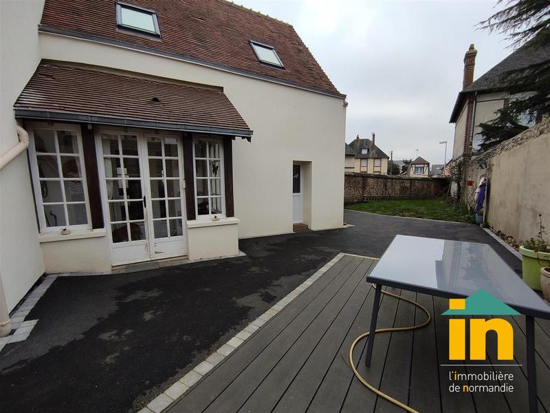 Maison de ville - 132 m² - 6 pièces