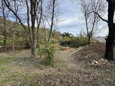 Terrain constructible - 905 m²