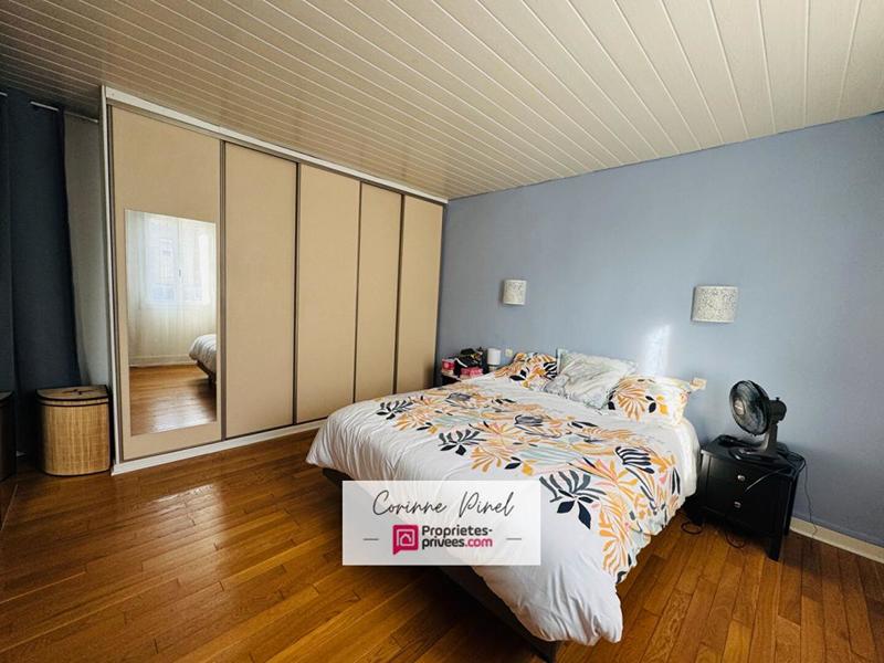 Maison - 151 m² - 6 pièces