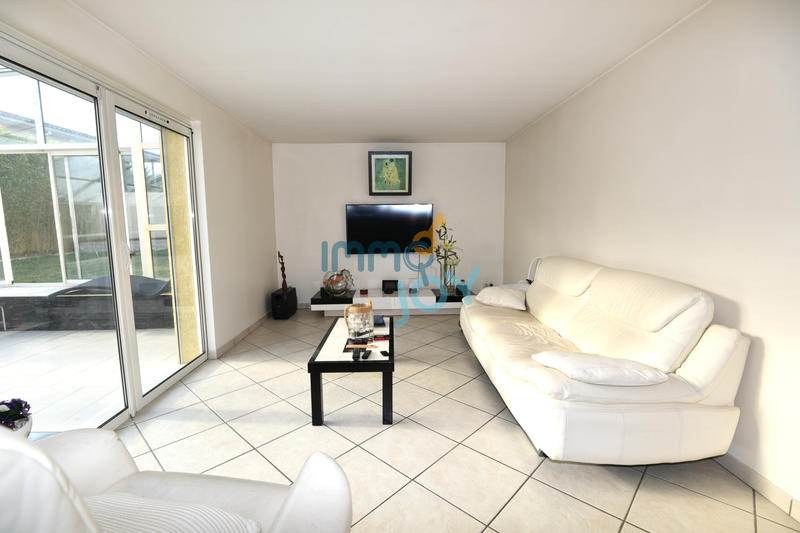 Maison - 110 m² - 4 pièces