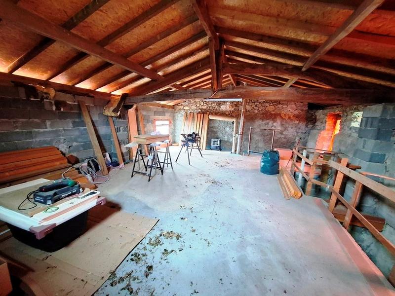 Maison - 204 m² - 7 pièces