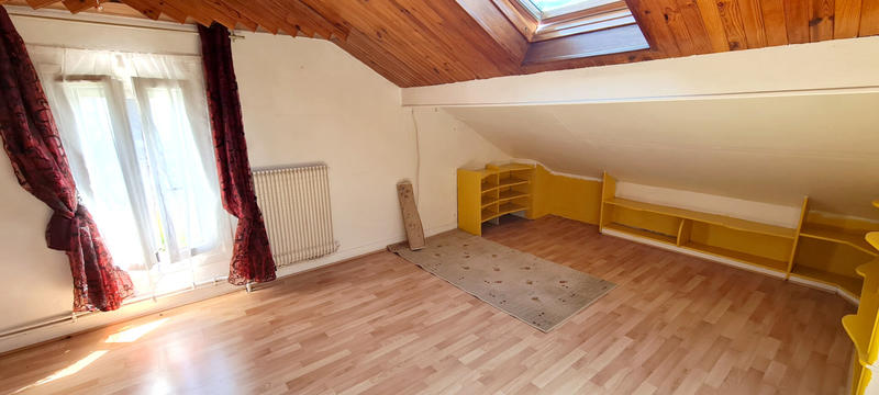 Maison - 77 m² - 5 pièces
