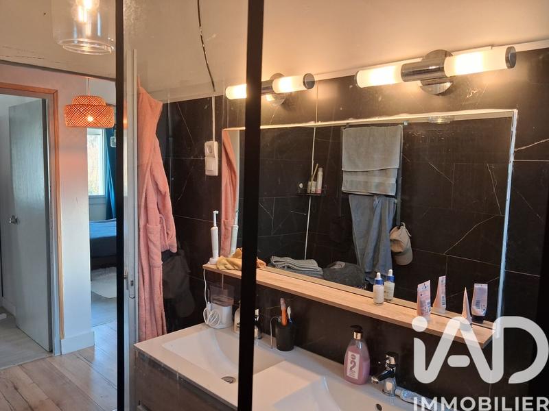 Maison - 103 m² - 5 pièces