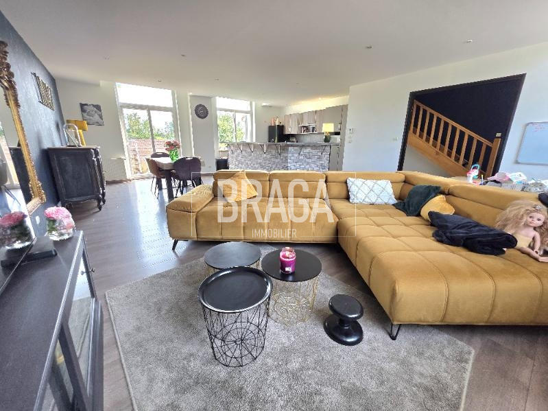 Maison - 105 m² - 4 pièces