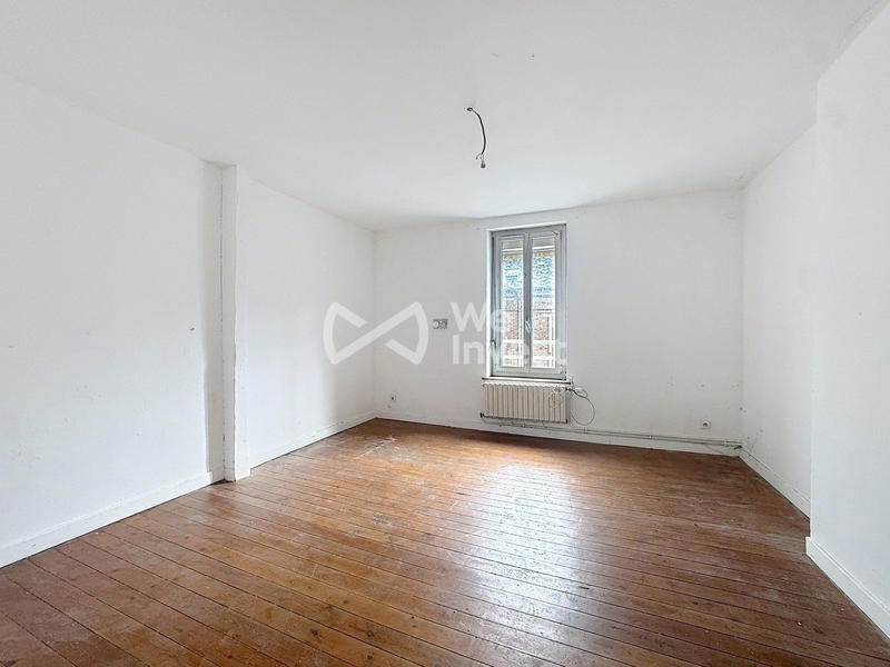 Maison - 90 m² - 6 pièces