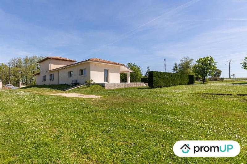 Villa - 234 m² - 7 pièces