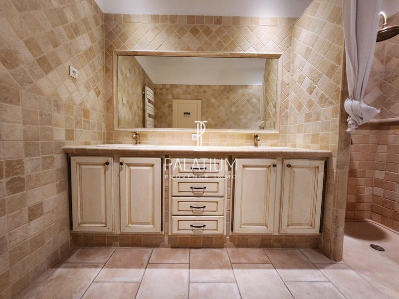 Duplex - 170 m² - 5 pièces