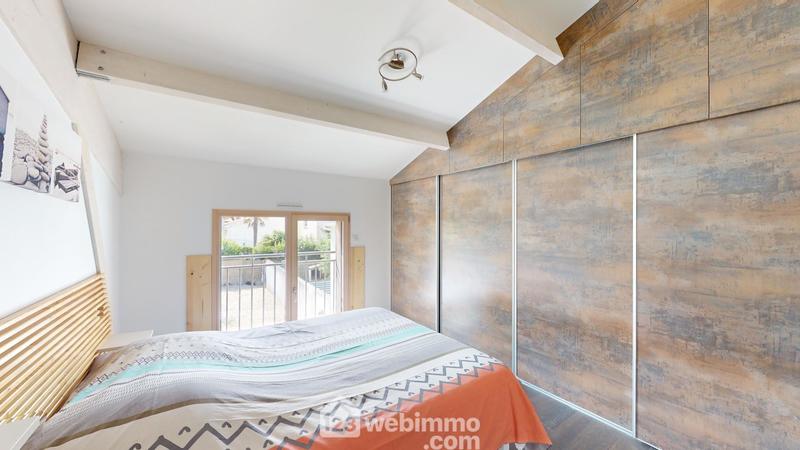 Maison - 177 m² - 7 pièces