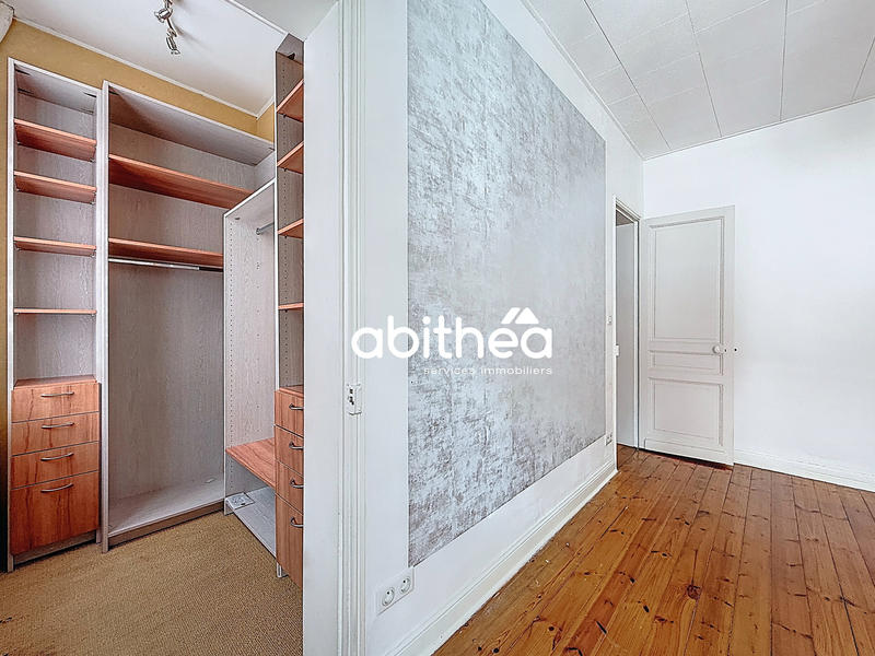 Maison - 182 m² - 6 pièces