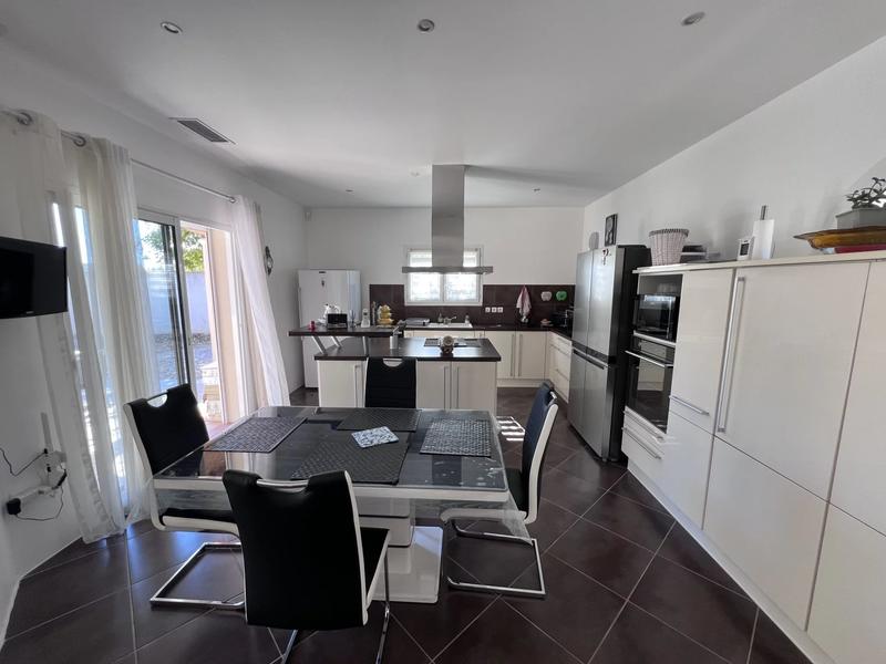 Villa - 136 m² - 5 pièces