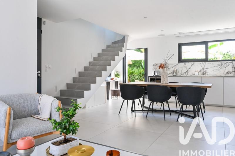 Maison - 82 m² - 3 pièces