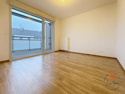 Appartement - 90 m² - 4 pièces