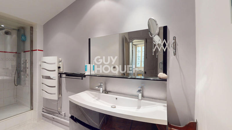 Appartement - 140 m² - 4 pièces