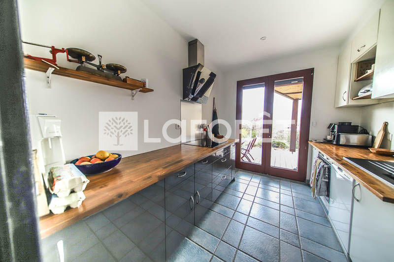 Maison - 97 m² - 5 pièces