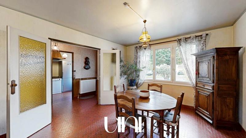 Maison - 110 m² - 6 pièces