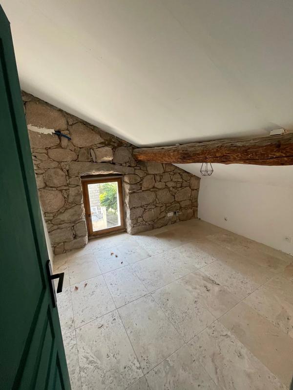 Maison de village - 55 m² - 4 pièces