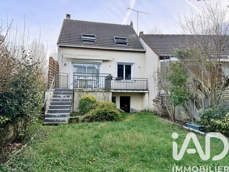 Maison - 104 m² - 6 pièces