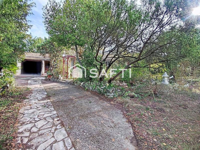 Maison - 99 m² - 5 pièces