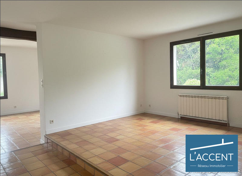 Villa - 239 m² - 7 pièces