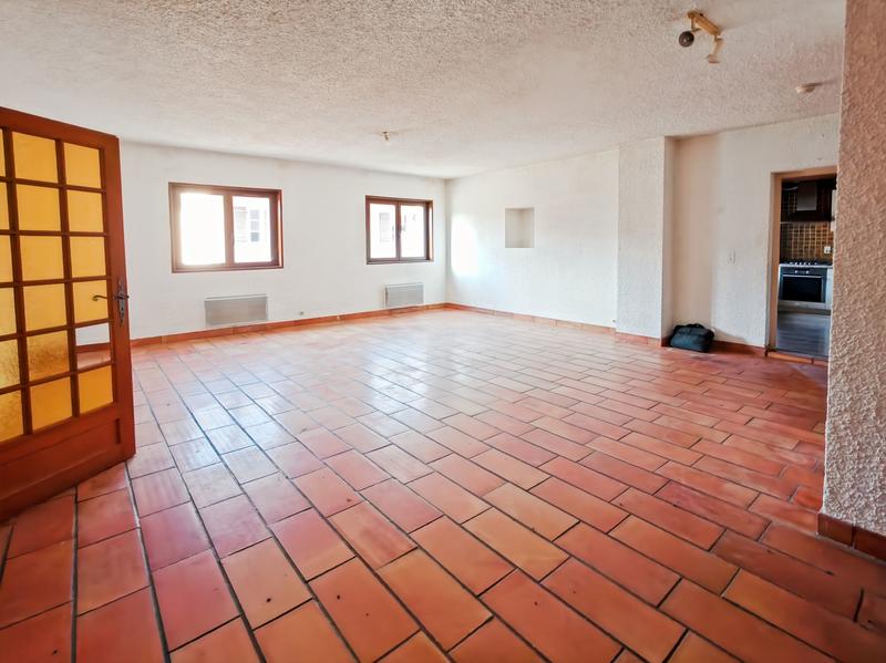 Maison - 186 m² - 7 pièces