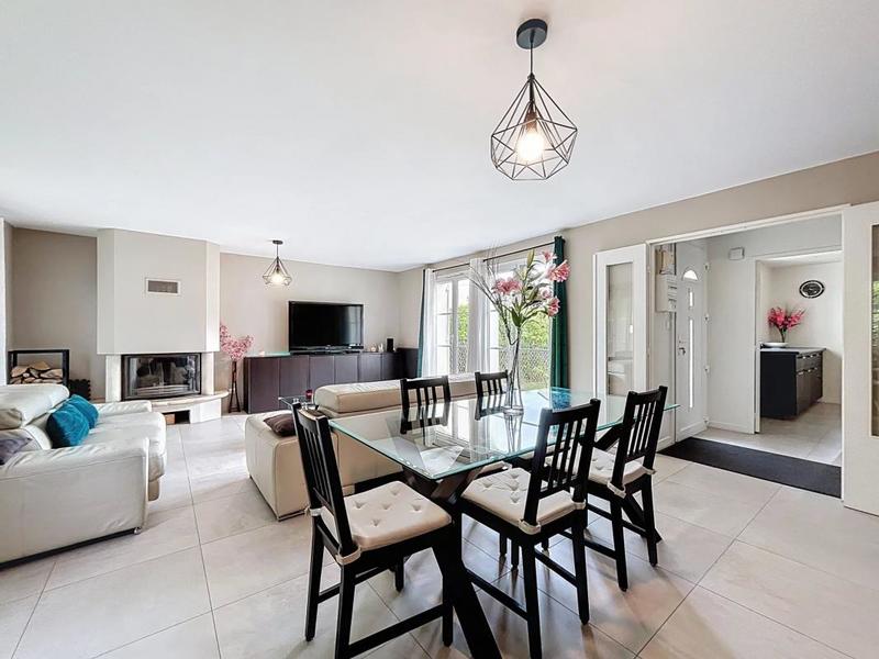 Maison - 118 m² - 5 pièces