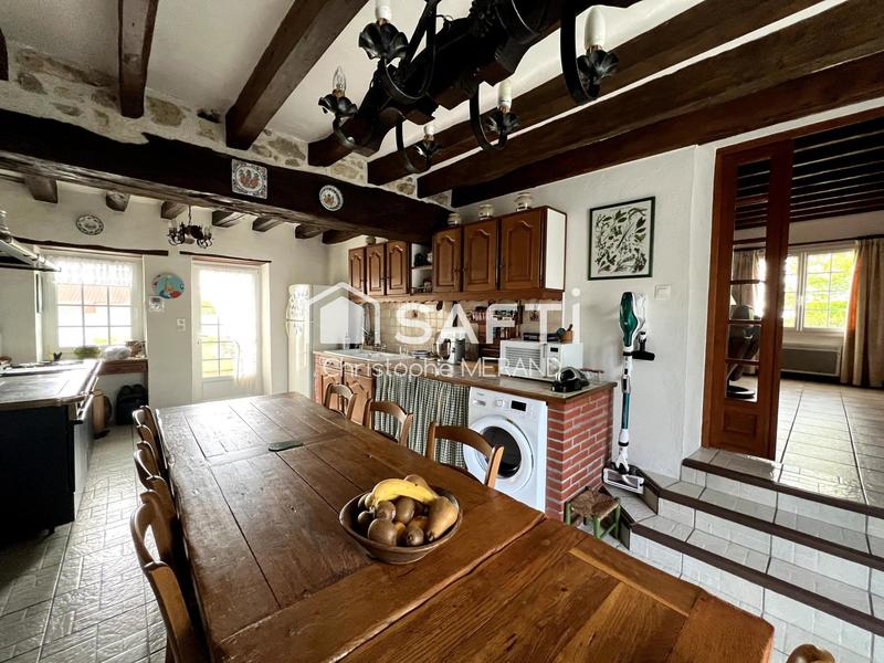 Maison - 151 m² - 10 pièces