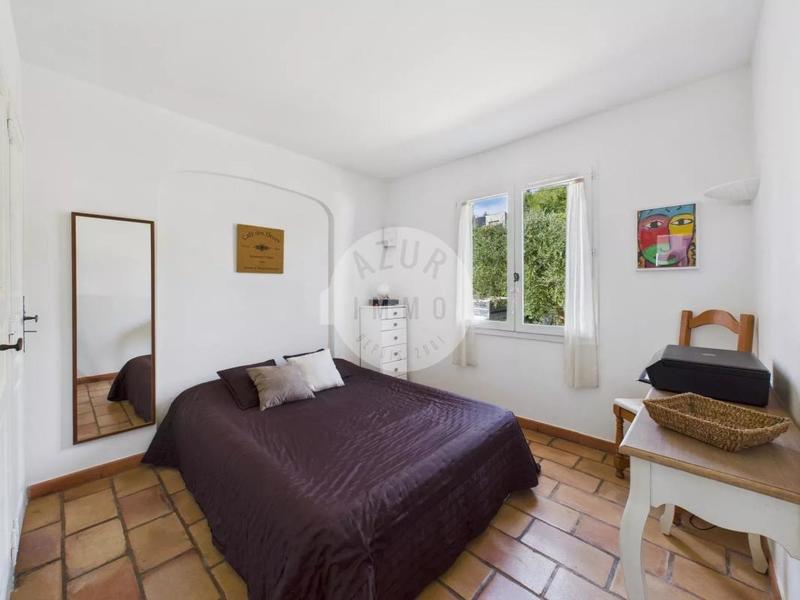 Maison - 96 m² - 5 pièces