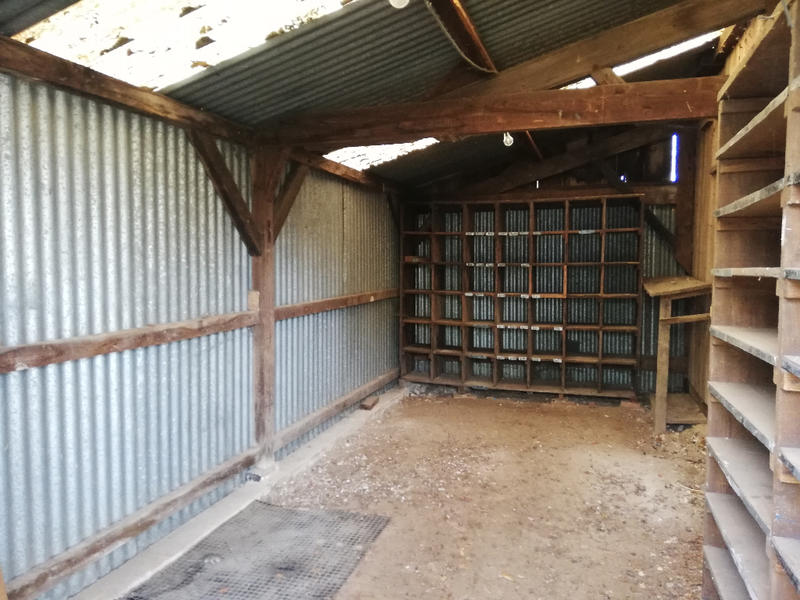 Local d'activité / Entrepôt - 150 m²