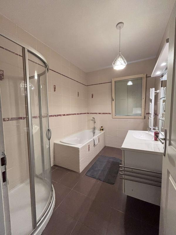 Villa - 170 m² - 7 pièces