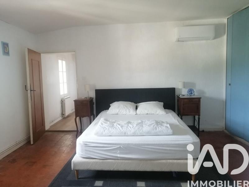 Maison - 216 m² - 9 pièces