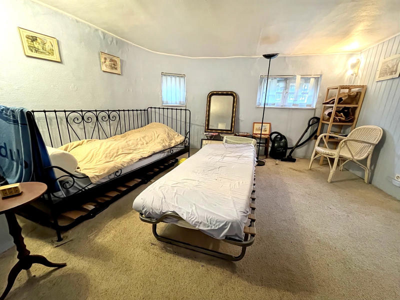 Appartement - 93 m² - 5 pièces