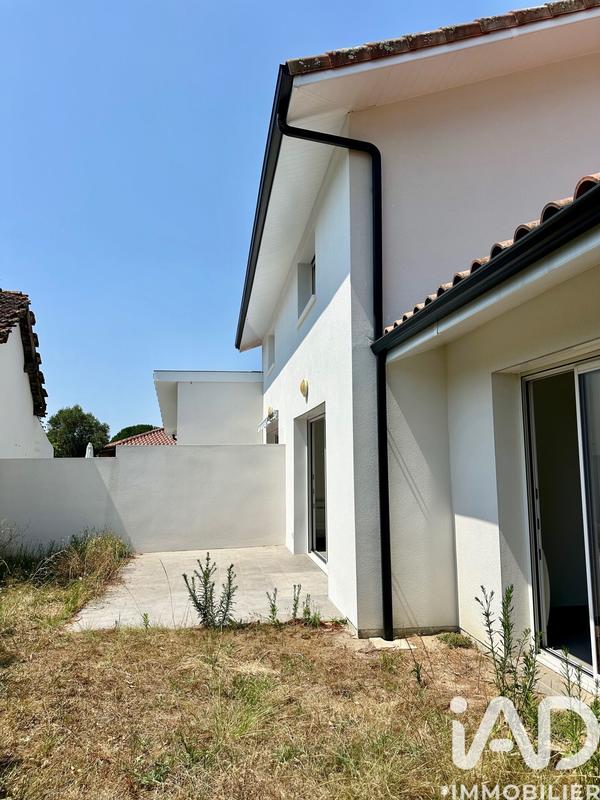 Maison - 94 m² - 4 pièces