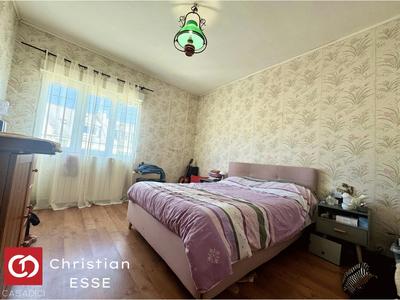 Maison - 164 m² - 9 pièces