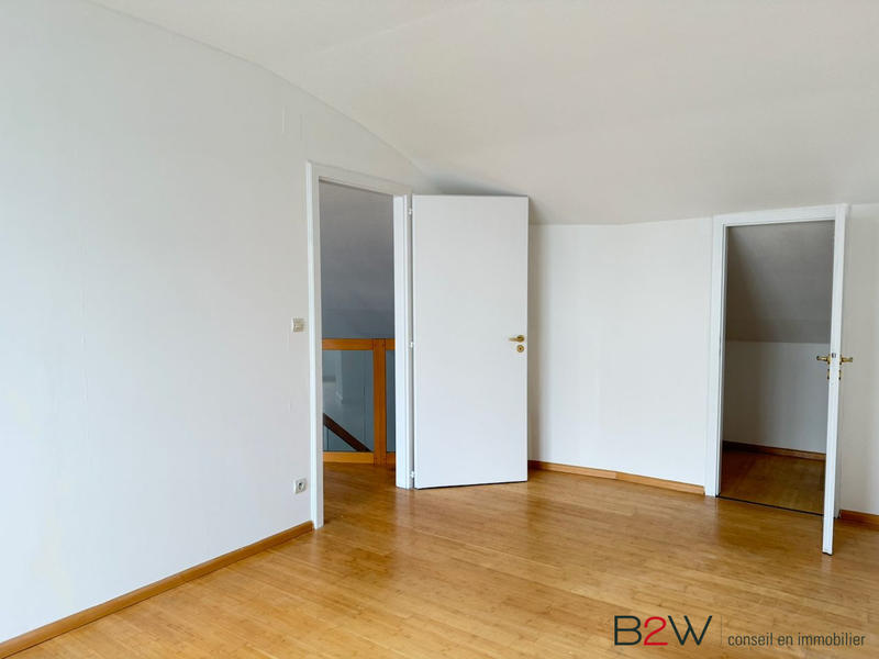 Appartement - 115 m² - 4 pièces