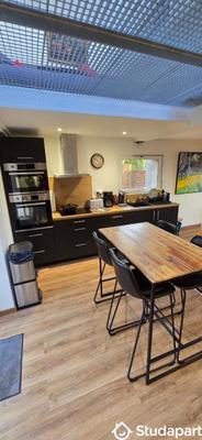 Chambre - 13 m² - 1 pièce