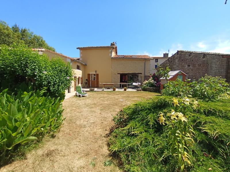 Maison de campagne - 195 m² - 6 pièces