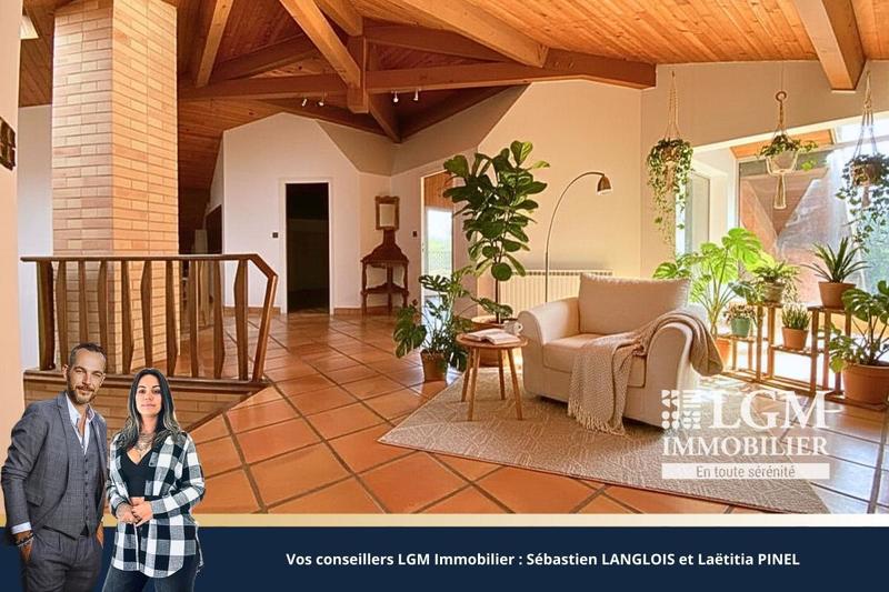 Villa - 330 m² - 7 pièces